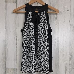 Disney Alice Through The Looking Glass Black White Heart Blouse Size Small